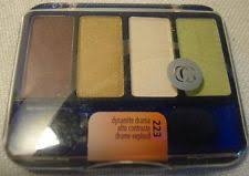 Sexy Sparkles CoverGirl Eye Shadow Enhancers Quad Number 223 Dynamite Drama