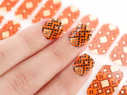 Sexy Sparkles Maybelline Limited Edition Color Show Fashion Prints Nail Stickers - 30 Wild Reptile