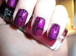 Sexy Sparkles Maybelline Color Show Nail Lacquer -Magenta Mirage 40