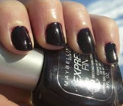 Sexy Sparkles Maybelline Express Finish Fast Dry NailColor 210 Plum Intense