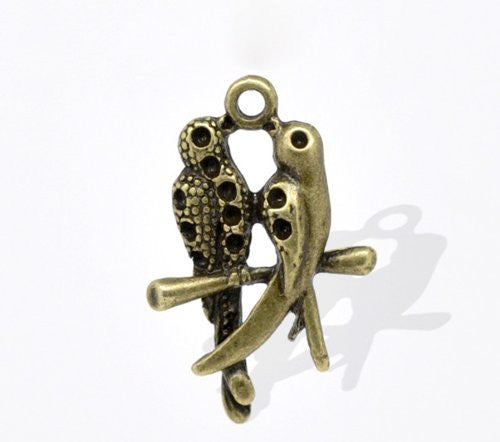 Antique Bronze Plated Base Bird Charm Pendant for Necklace