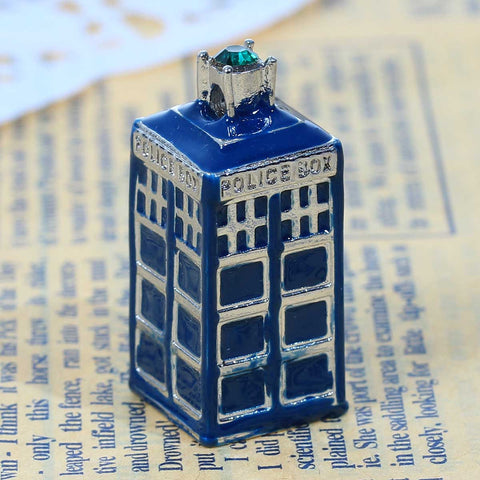 Doctor Who Inspired 3D Police box 3D Tardis Carved Police Box Letters Rhinestone Pendant - Sexy Sparkles Fashion Jewelry - 2
